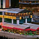 The Merlot Hotel 5*