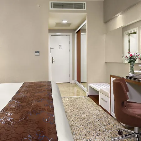 The Merlot Hotel 5*